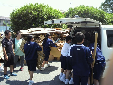 【社長コラム】学校、保護者、地域の絆が紡がれた資源回収